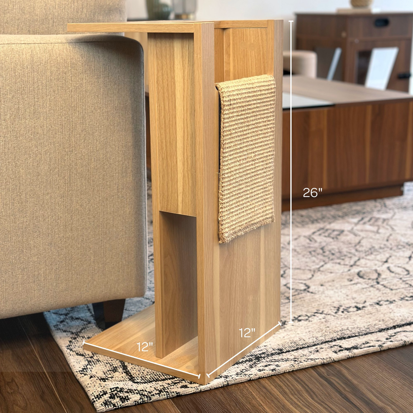 Jewl Nesting Table + Scratcher