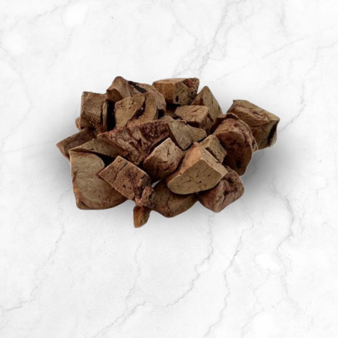 Product Image-BeefChunks-CloseofdeyhratedCanadianbeeftreats