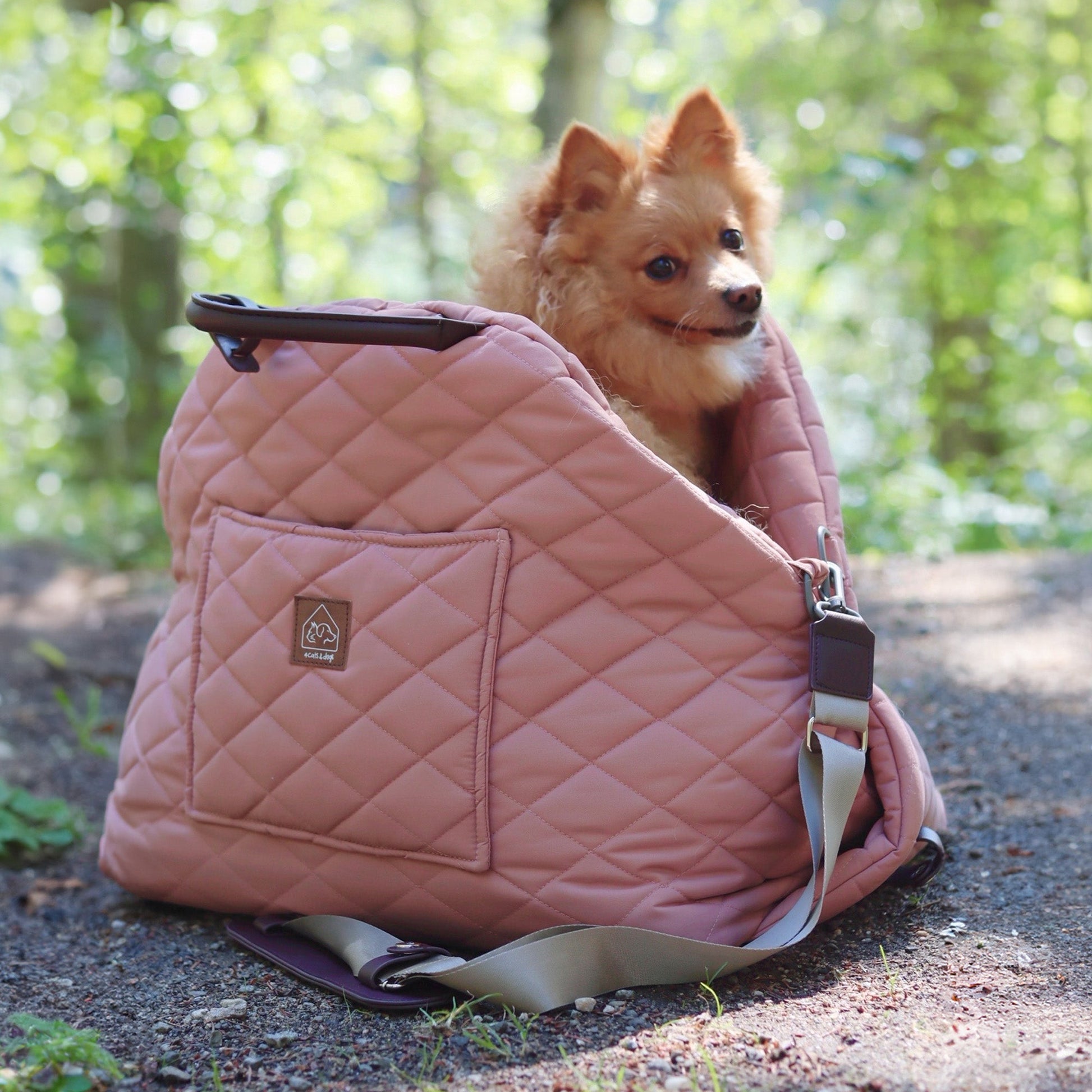 Mew Mew Travel Pet Bed pet bed from Floof Pet Products on a neutral background