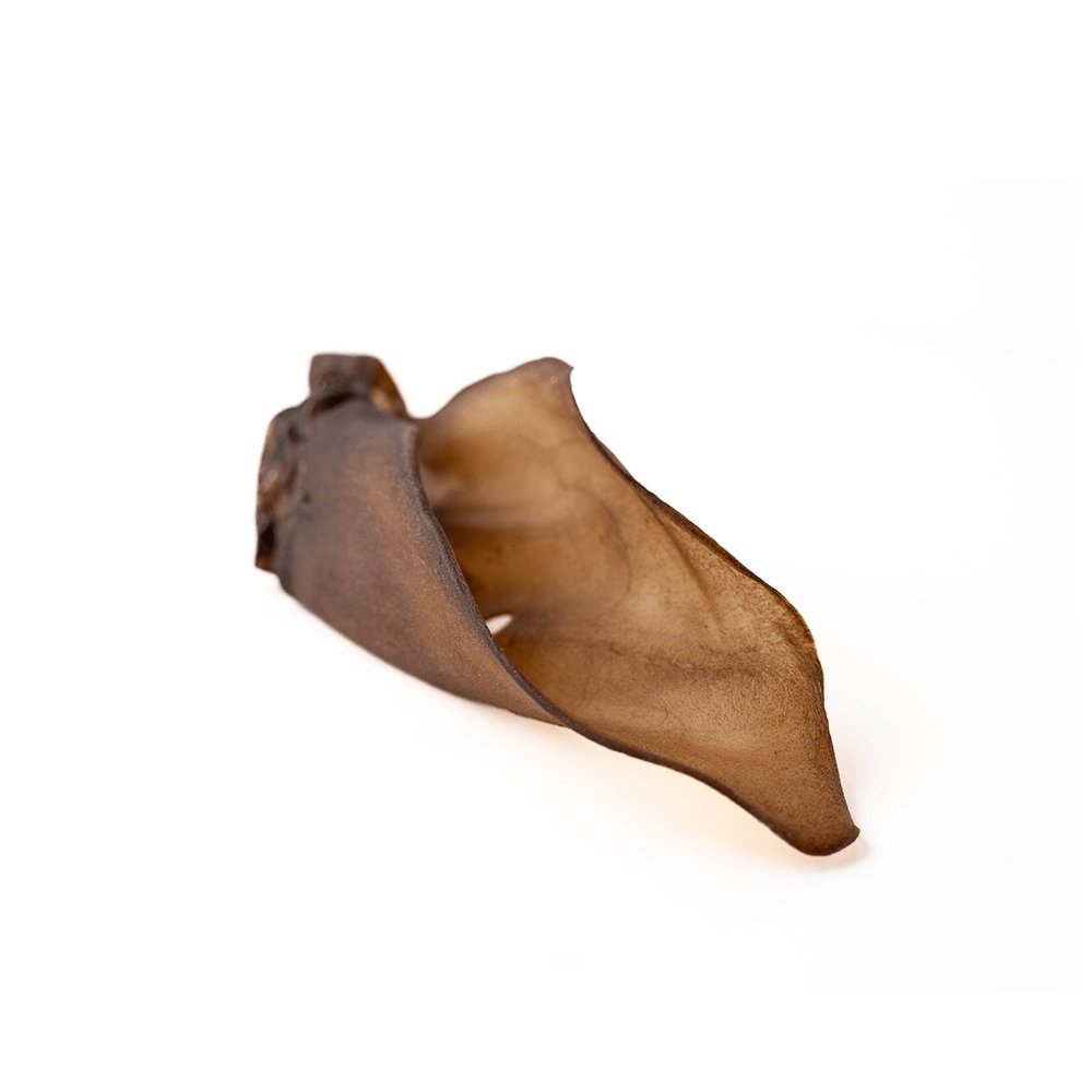 Single dehydrated beef ear for dog chews great to reduce boredom in dogs.